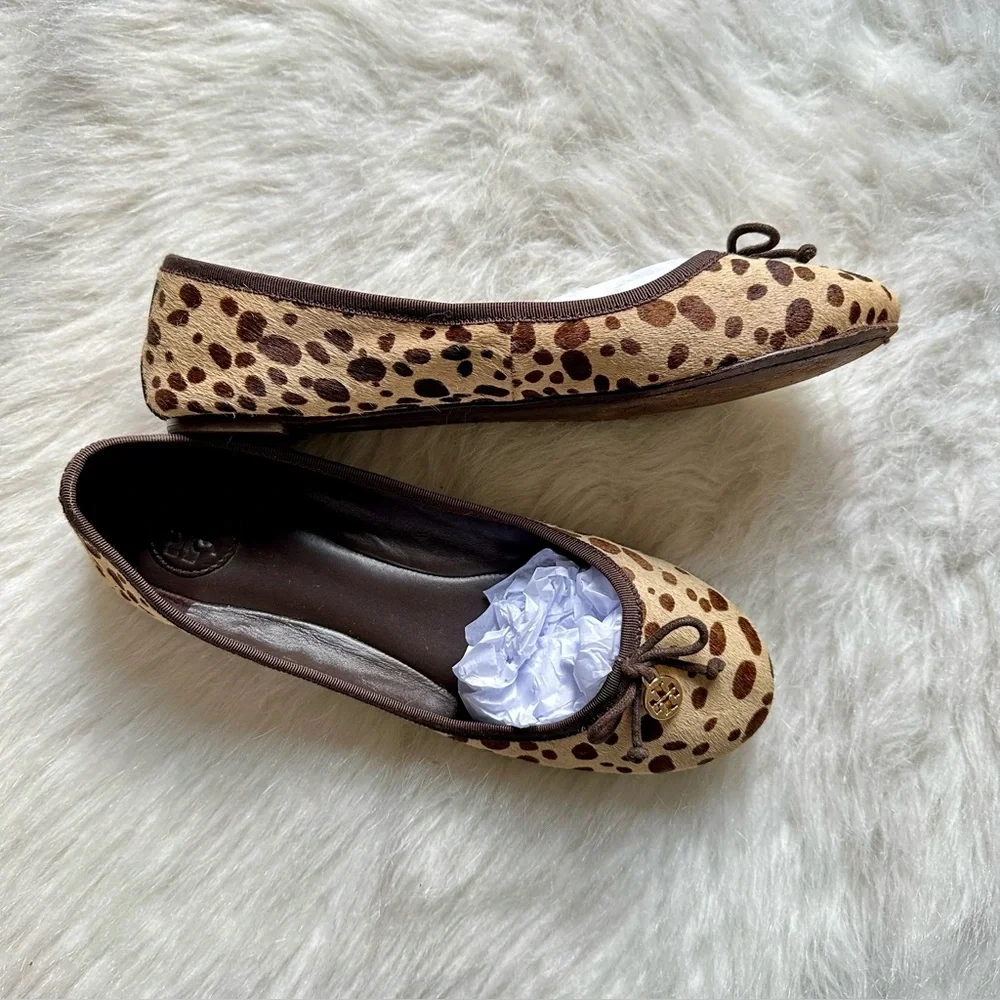 Tory Burch Chelsea Ballet Animal Print Flats - Picture 2 of 11